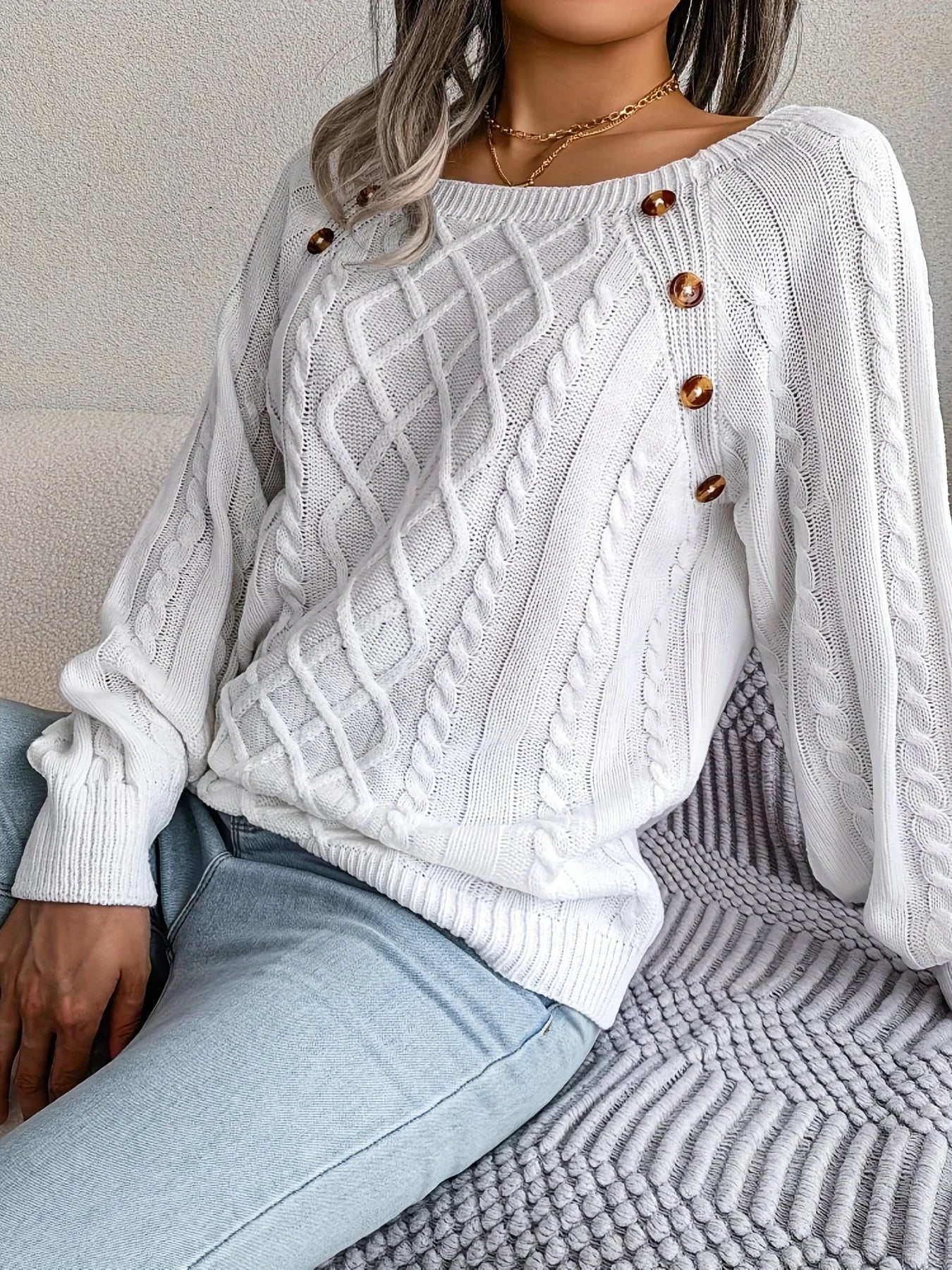 Elise Elegante Trui met Knoopjes