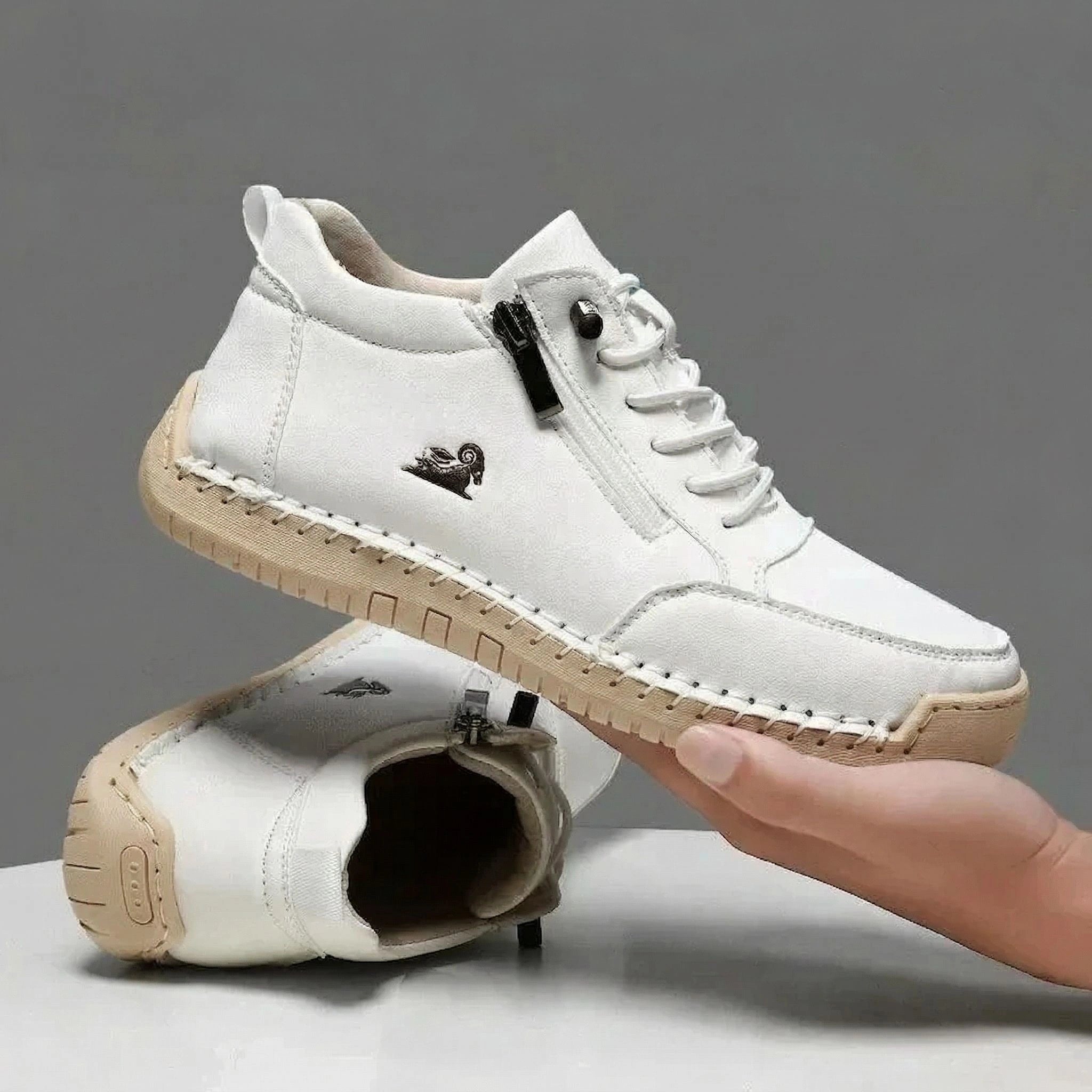Comfortabele leren sneakers met ritssluiting – Mavie
